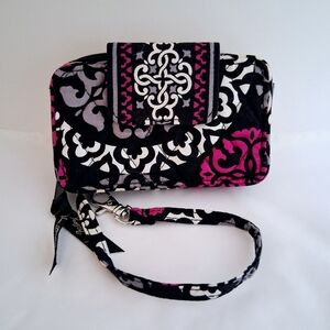 Vera Bradley Quilted Wallet Wrislet In Canterbury Magenta